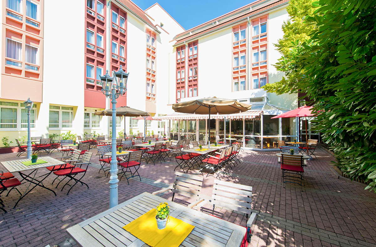 Weinreise nach Neustadt an der WeinstraÃ... Weinreise nach Neustadt an der WeinstraÃ...