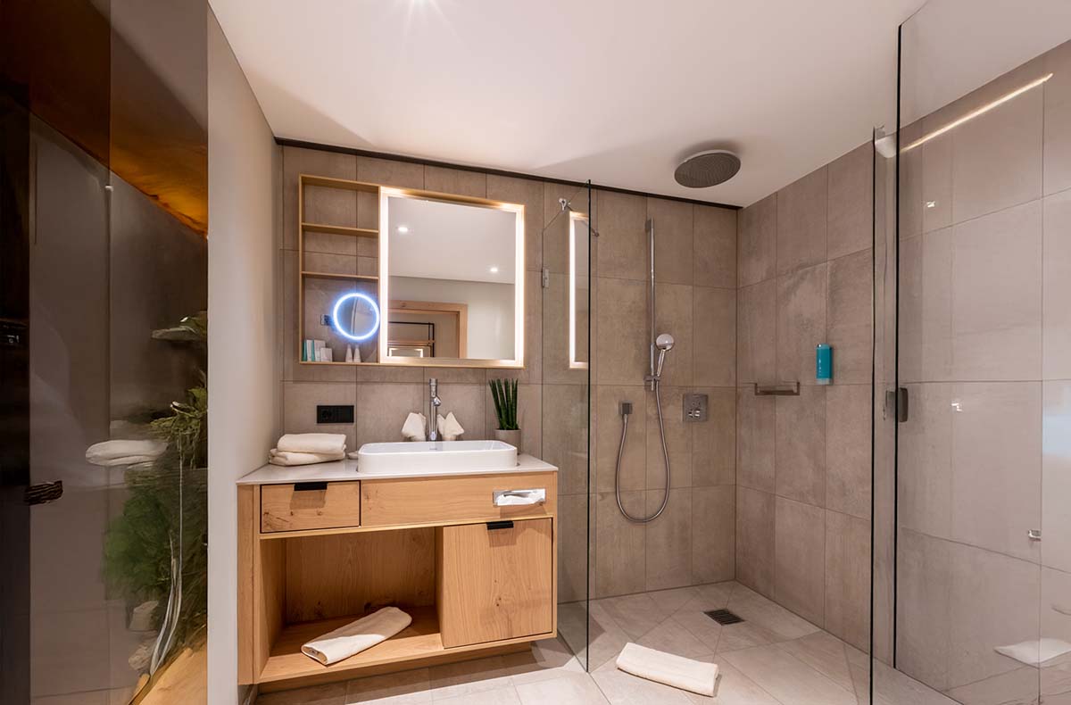 3 Tage 2 Nächte 3 Wellnessurlaub im Schwarzwald für 2 (2 Nächte) in Wird gestellt: Bademantel, Badetasche, Badetücher inkl. All Inclusive