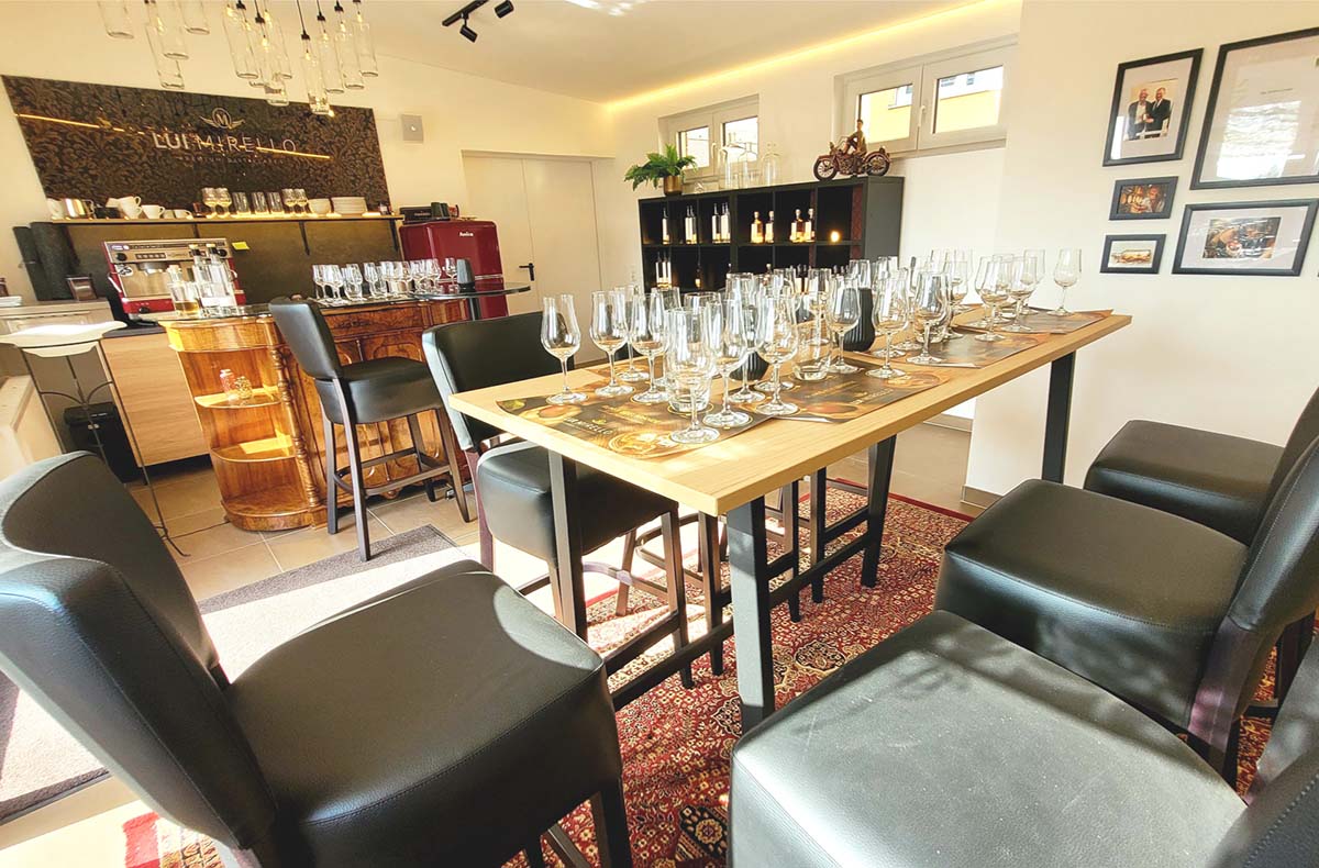 Whiskey und Speck Tasting Alberndorf in der Riedmark Whiskey und Speck Tasting Alberndorf in der Riedmark