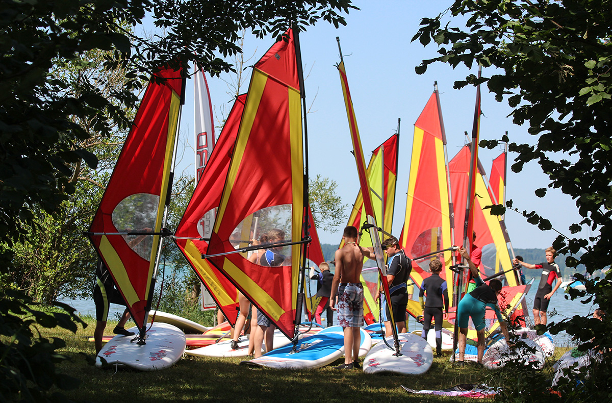 Windsurfen Schnupperkurs Starnberger See in Münsing Windsurfen Schnupperkurs Starnberger See in Münsing