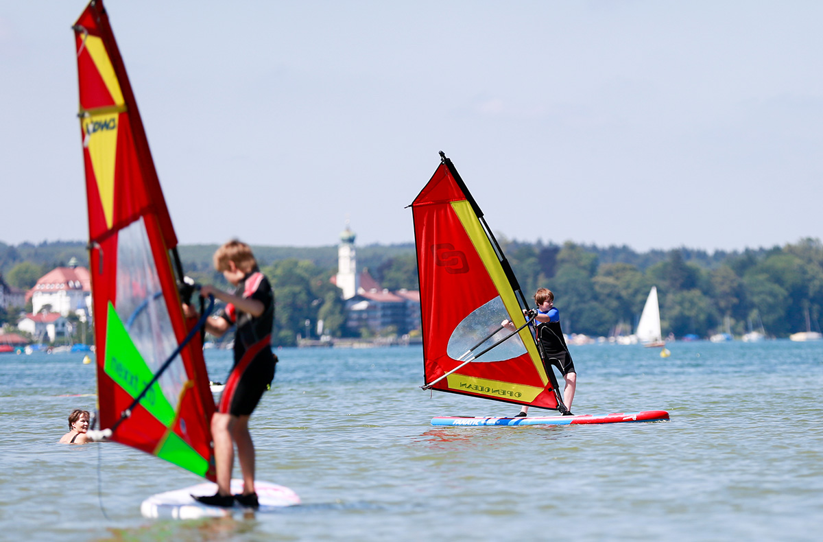 Windsurfen Schnupperkurs Starnberger See in Münsing Windsurfen Schnupperkurs Starnberger See in Münsing